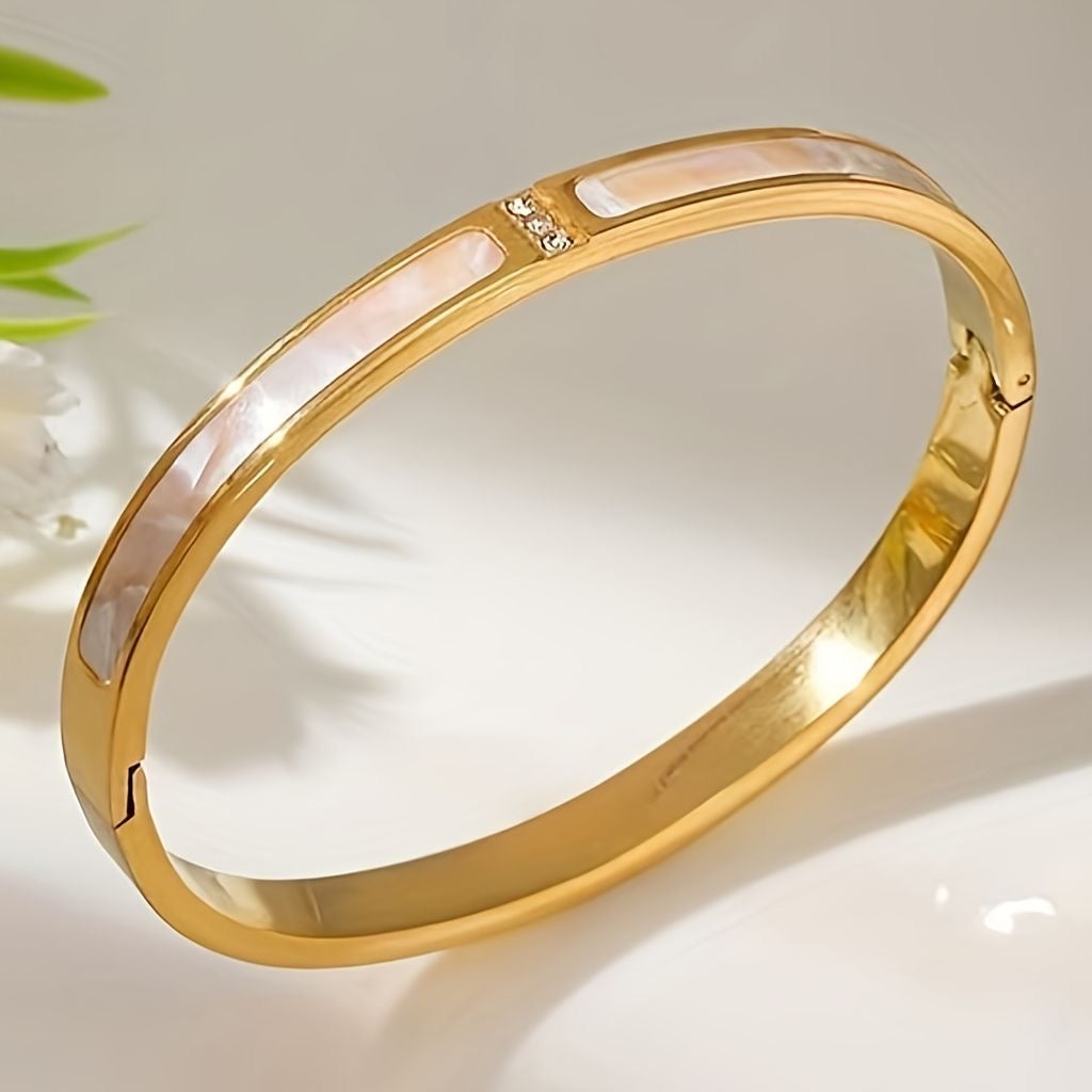 Men’s Stylish Artificial Golden Kada – Durable & Trendy Bracelet