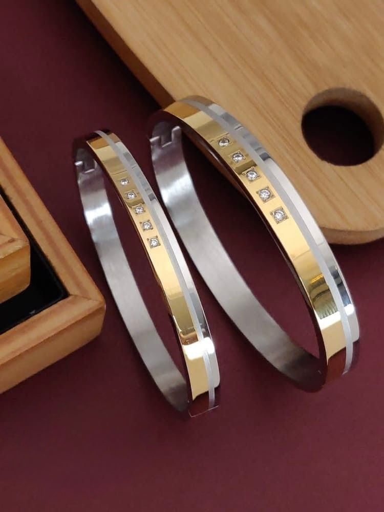 Men’s Stylish Artificial Golden Kada – Durable & Trendy Bracelet