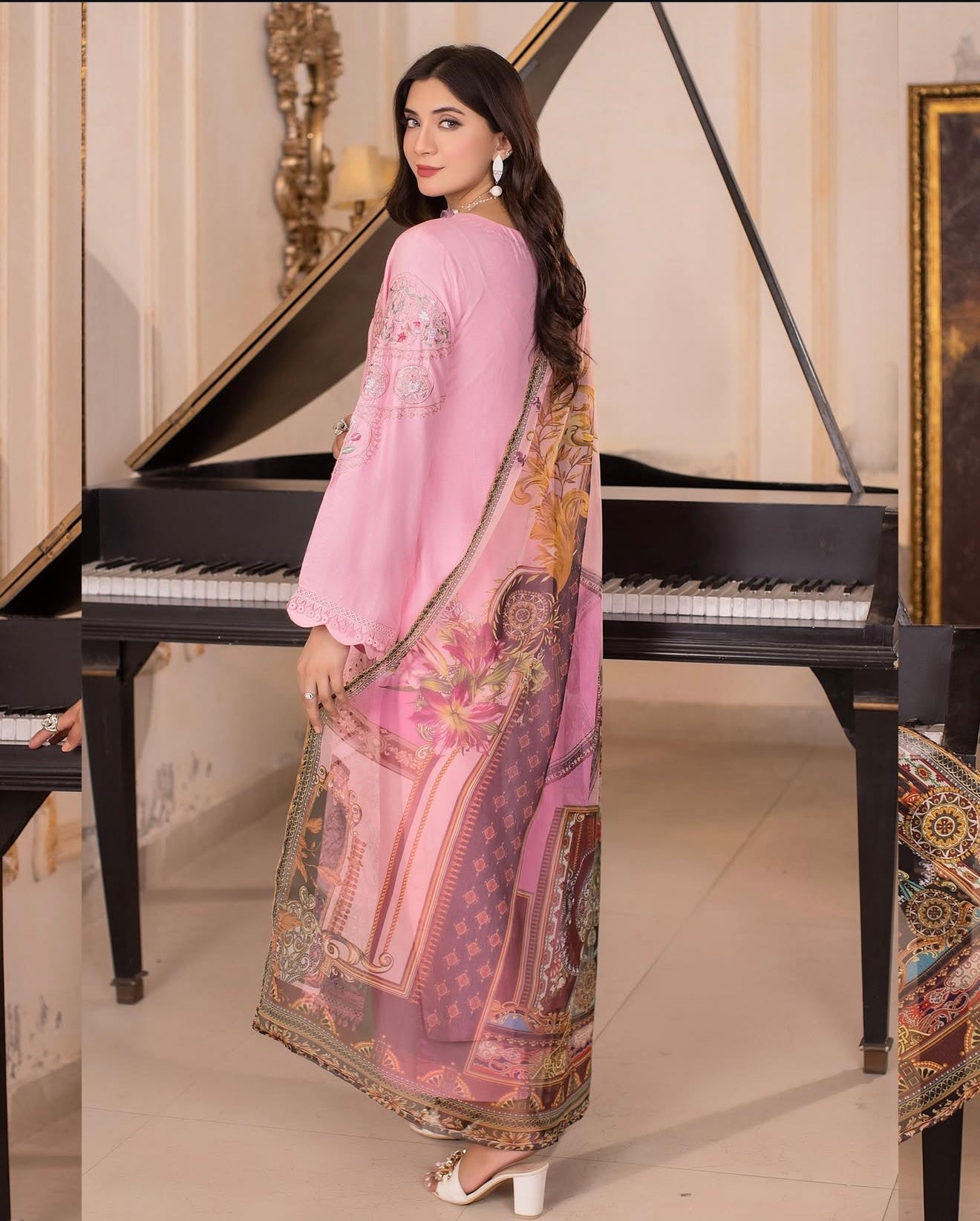 HAREEM - GU452 KSh8,800.00