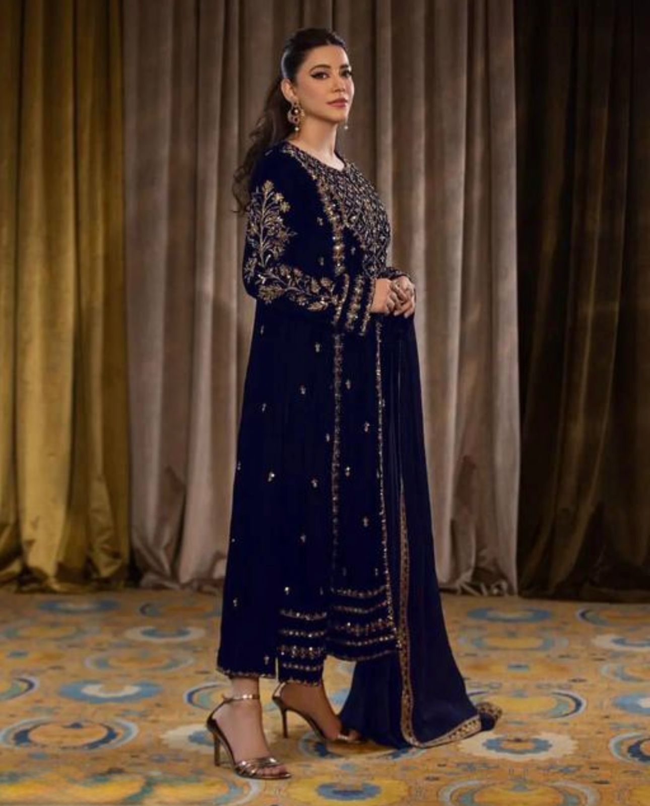 Sequence Embroidery work Pakistani Velvet Kurti Pant Dupatta Set (Stitched)