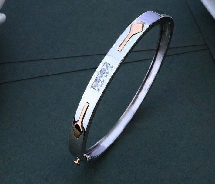 Men’s Stylish Artificial Golden Kada – Durable & Trendy Bracelet