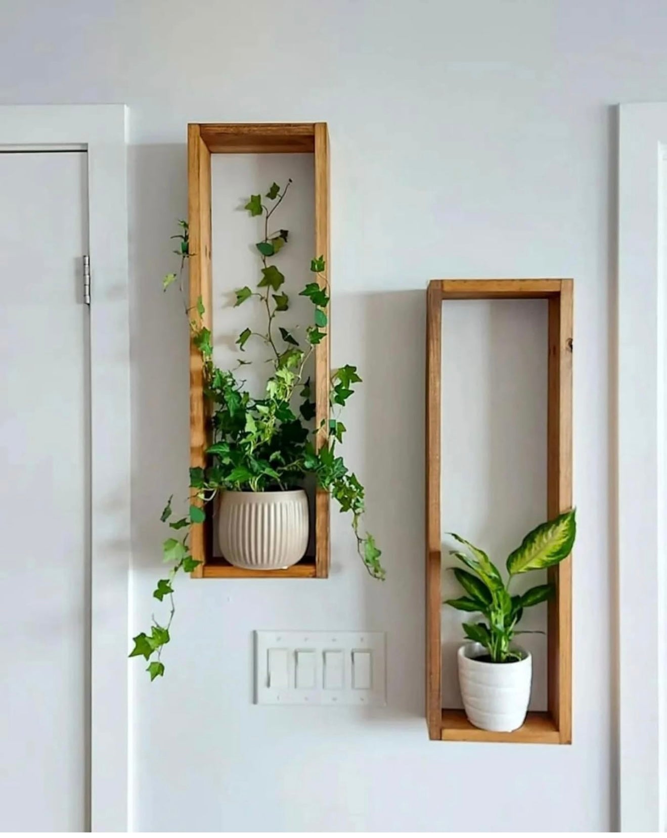 Modern Wooden Wall Planter – Stylish Home & Garden Décor