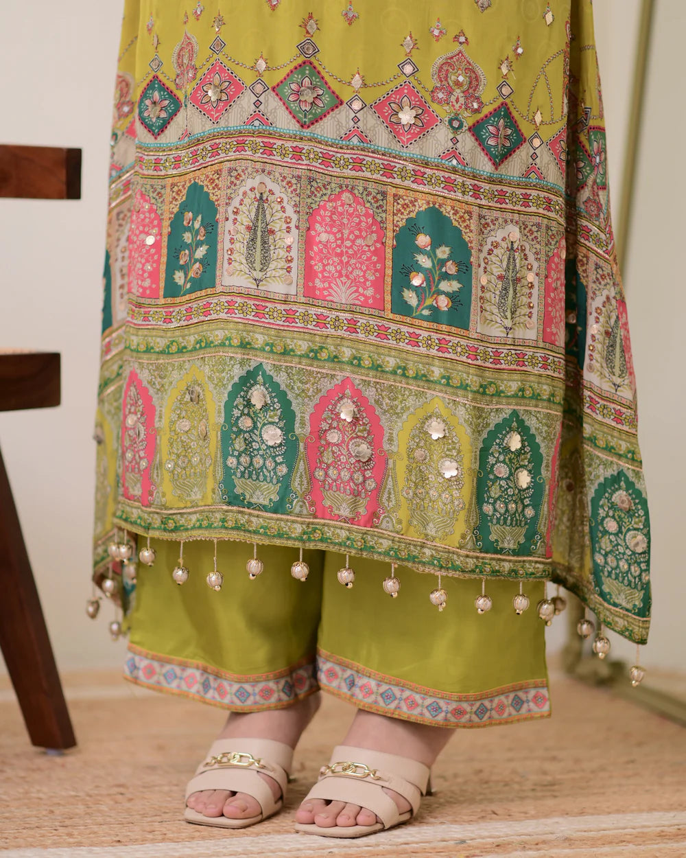 Elegant Anarkali kurti set designed in pure chinon fabric with cotton lining.