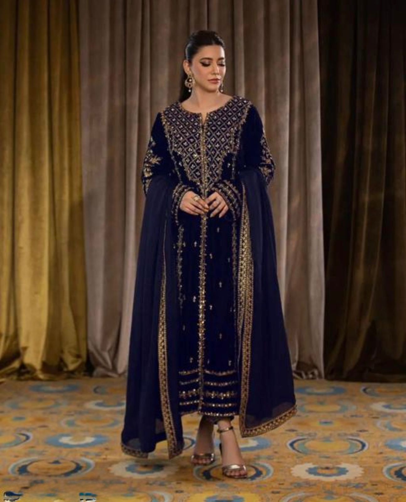 Sequence Embroidery work Pakistani Velvet Kurti Pant Dupatta Set (Stitched)